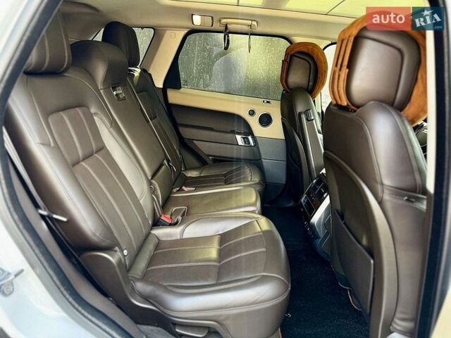Білий Ленд Ровер Range Rover Sport, об'ємом двигуна 3 л та пробігом 154 тис. км за 38000 $, фото 19 на Automoto.ua
