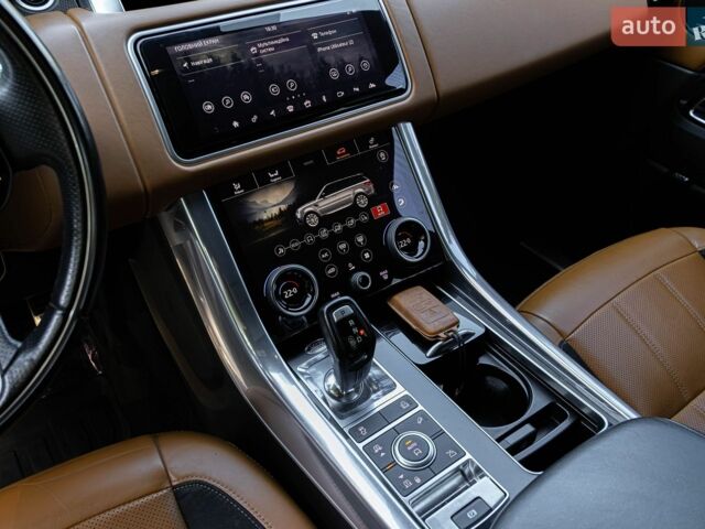 Білий Ленд Ровер Range Rover Sport, об'ємом двигуна 5 л та пробігом 184 тис. км за 42000 $, фото 13 на Automoto.ua