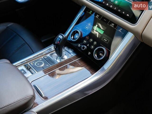 Білий Ленд Ровер Range Rover Sport, об'ємом двигуна 2.99 л та пробігом 122 тис. км за 38999 $, фото 40 на Automoto.ua