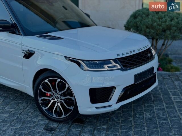 Білий Ленд Ровер Range Rover Sport, об'ємом двигуна 2.99 л та пробігом 210 тис. км за 29500 $, фото 3 на Automoto.ua