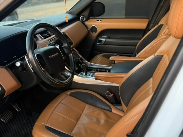 Білий Ленд Ровер Range Rover Sport, об'ємом двигуна 2.99 л та пробігом 201 тис. км за 35000 $, фото 26 на Automoto.ua