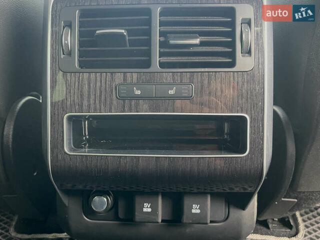 Белый Ленд Ровер Рендж Ровер Спорт, объемом двигателя 2 л и пробегом 91 тыс. км за 46000 $, фото 31 на Automoto.ua