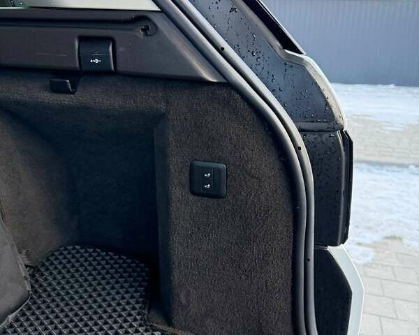 Білий Ленд Ровер Range Rover Sport, об'ємом двигуна 3 л та пробігом 142 тис. км за 34900 $, фото 53 на Automoto.ua
