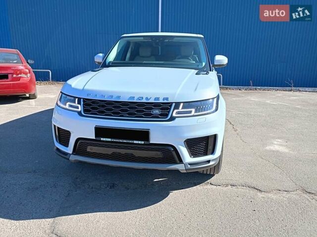 Белый Ленд Ровер Рендж Ровер Спорт, объемом двигателя 2 л и пробегом 120 тыс. км за 38400 $, фото 3 на Automoto.ua