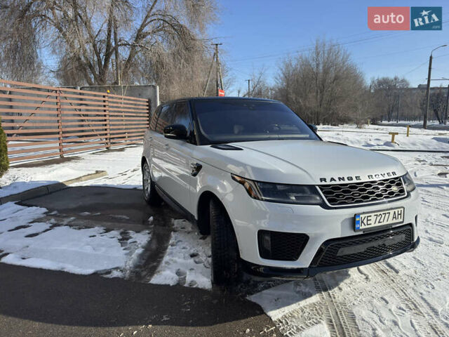 Білий Ленд Ровер Range Rover Sport, об'ємом двигуна 3 л та пробігом 76 тис. км за 45000 $, фото 4 на Automoto.ua