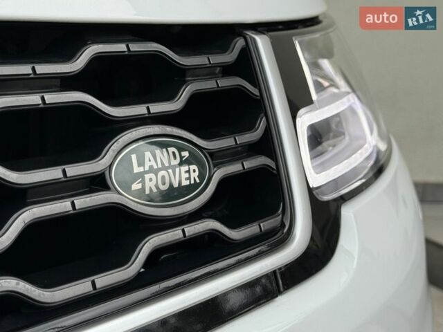 Білий Ленд Ровер Range Rover Sport, об'ємом двигуна 2 л та пробігом 133 тис. км за 37500 $, фото 17 на Automoto.ua