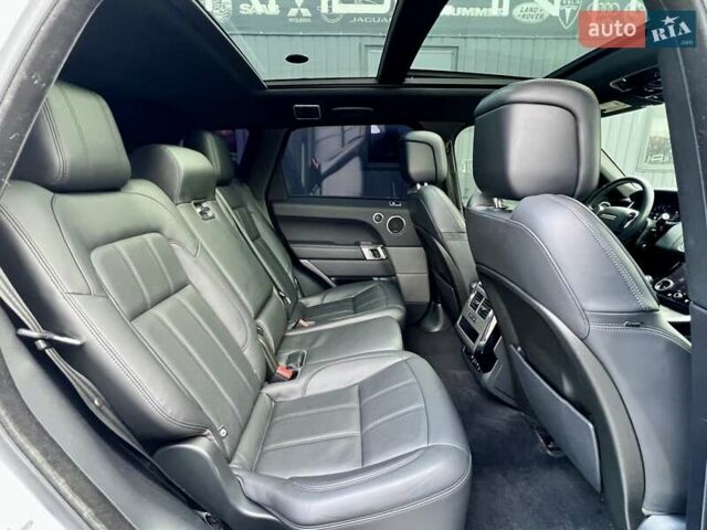 Білий Ленд Ровер Range Rover Sport, об'ємом двигуна 3 л та пробігом 179 тис. км за 34900 $, фото 44 на Automoto.ua