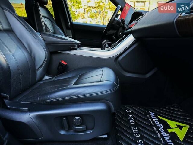 Білий Ленд Ровер Range Rover Sport, об'ємом двигуна 3 л та пробігом 71 тис. км за 51999 $, фото 30 на Automoto.ua