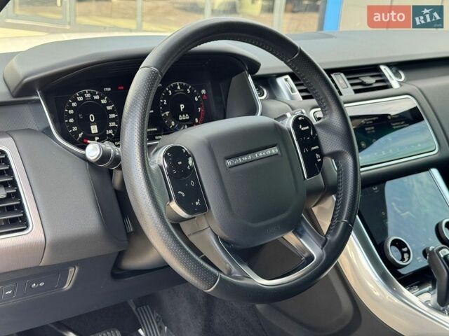 Білий Ленд Ровер Range Rover Sport, об'ємом двигуна 3 л та пробігом 154 тис. км за 32900 $, фото 15 на Automoto.ua
