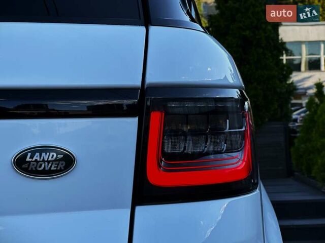 Білий Ленд Ровер Range Rover Sport, об'ємом двигуна 3 л та пробігом 71 тис. км за 51999 $, фото 17 на Automoto.ua