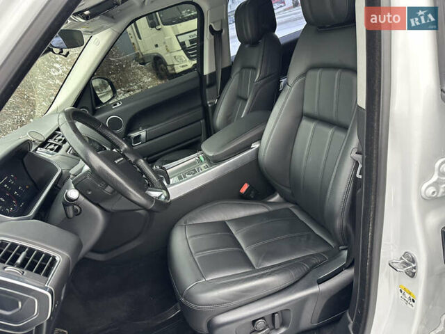 Білий Ленд Ровер Range Rover Sport, об'ємом двигуна 3 л та пробігом 88 тис. км за 48900 $, фото 17 на Automoto.ua