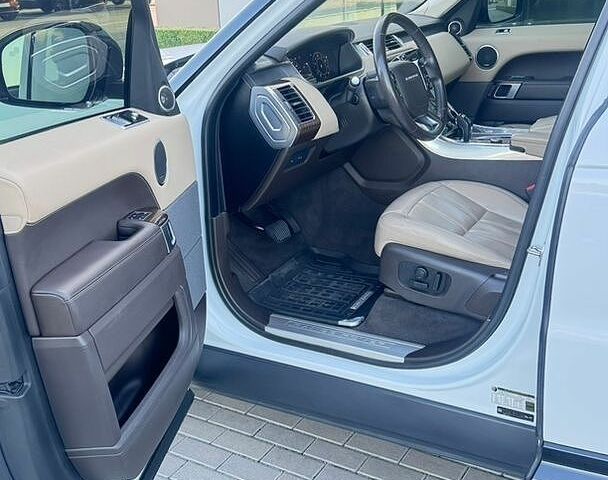 Білий Ленд Ровер Range Rover Sport, об'ємом двигуна 3 л та пробігом 96 тис. км за 43500 $, фото 8 на Automoto.ua