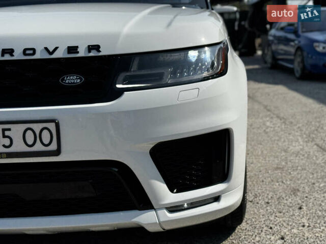 Белый Ленд Ровер Рендж Ровер Спорт, объемом двигателя 3 л и пробегом 76 тыс. км за 55000 $, фото 9 на Automoto.ua