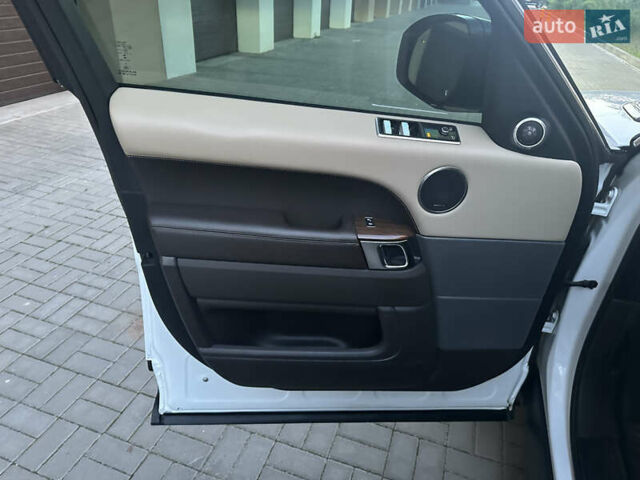 Белый Ленд Ровер Рендж Ровер Спорт, объемом двигателя 2.99 л и пробегом 115 тыс. км за 59900 $, фото 21 на Automoto.ua