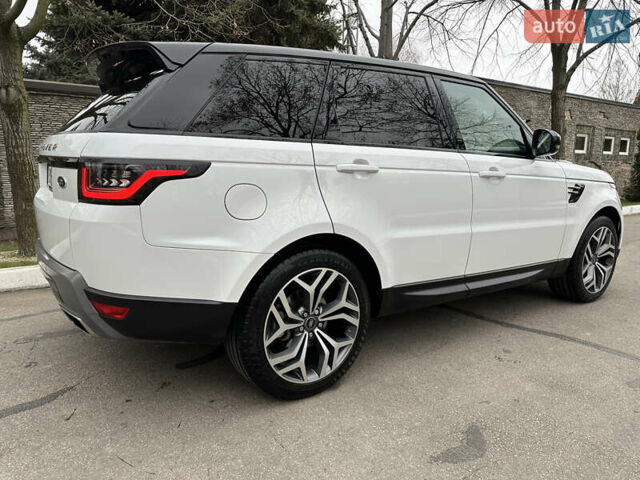 Белый Ленд Ровер Рендж Ровер Спорт, объемом двигателя 2.99 л и пробегом 114 тыс. км за 53900 $, фото 37 на Automoto.ua