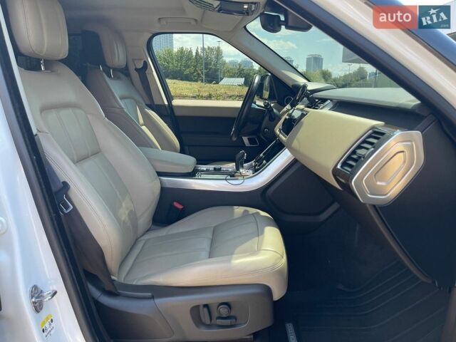Білий Ленд Ровер Range Rover Sport, об'ємом двигуна 2.99 л та пробігом 148 тис. км за 46900 $, фото 20 на Automoto.ua