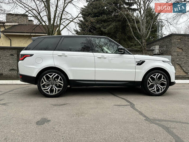 Белый Ленд Ровер Рендж Ровер Спорт, объемом двигателя 2.99 л и пробегом 114 тыс. км за 53900 $, фото 29 на Automoto.ua