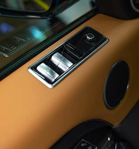 Білий Ленд Ровер Range Rover Sport, об'ємом двигуна 3 л та пробігом 59 тис. км за 71900 $, фото 103 на Automoto.ua