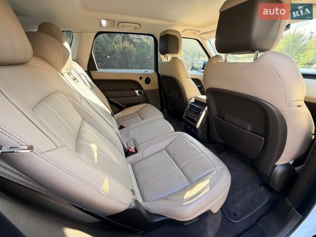 Білий Ленд Ровер Range Rover Sport, об'ємом двигуна 2.99 л та пробігом 145 тис. км за 39900 $, фото 41 на Automoto.ua
