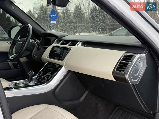 Белый Ленд Ровер Рендж Ровер Спорт, объемом двигателя 3 л и пробегом 116 тыс. км за 37300 $, фото 17 на Automoto.ua