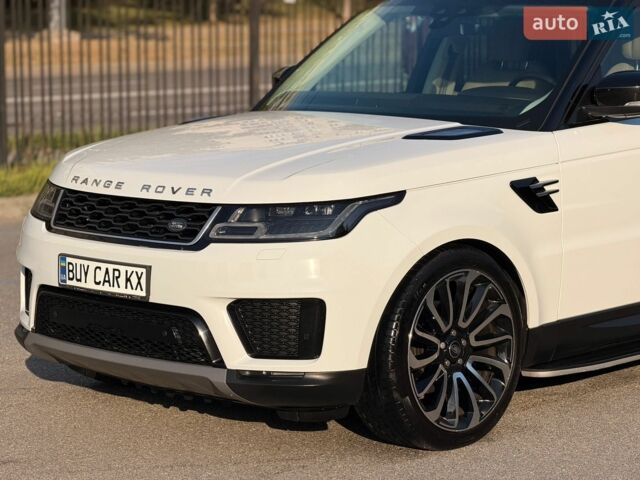 Білий Ленд Ровер Range Rover Sport, об'ємом двигуна 2.99 л та пробігом 145 тис. км за 39900 $, фото 23 на Automoto.ua