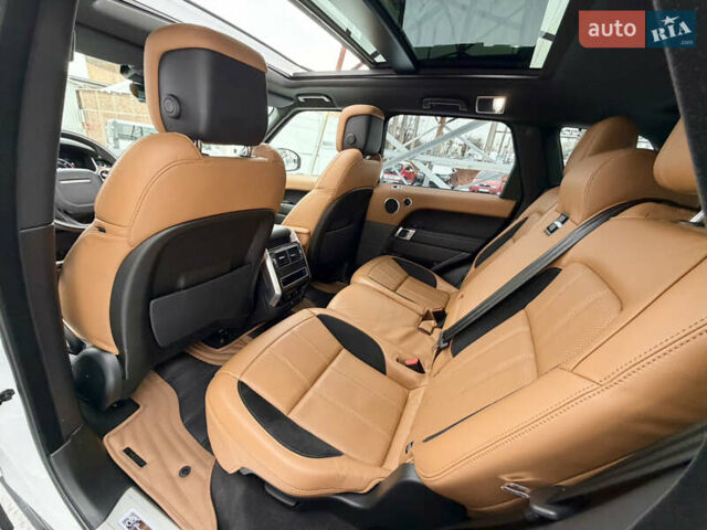 Білий Ленд Ровер Range Rover Sport, об'ємом двигуна 3 л та пробігом 59 тис. км за 71900 $, фото 56 на Automoto.ua