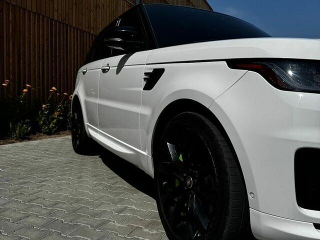 Білий Ленд Ровер Range Rover Sport, об'ємом двигуна 3 л та пробігом 120 тис. км за 42000 $, фото 5 на Automoto.ua