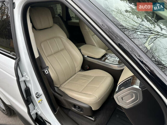 Белый Ленд Ровер Рендж Ровер Спорт, объемом двигателя 2.99 л и пробегом 114 тыс. км за 53900 $, фото 70 на Automoto.ua