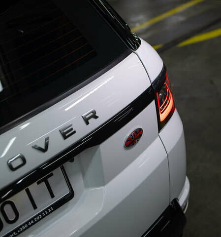 Білий Ленд Ровер Range Rover Sport, об'ємом двигуна 3 л та пробігом 59 тис. км за 71900 $, фото 99 на Automoto.ua
