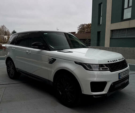Білий Ленд Ровер Range Rover Sport, об'ємом двигуна 2.99 л та пробігом 39 тис. км за 52000 $, фото 1 на Automoto.ua