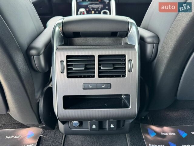 Білий Ленд Ровер Range Rover Sport, об'ємом двигуна 3 л та пробігом 154 тис. км за 32900 $, фото 30 на Automoto.ua