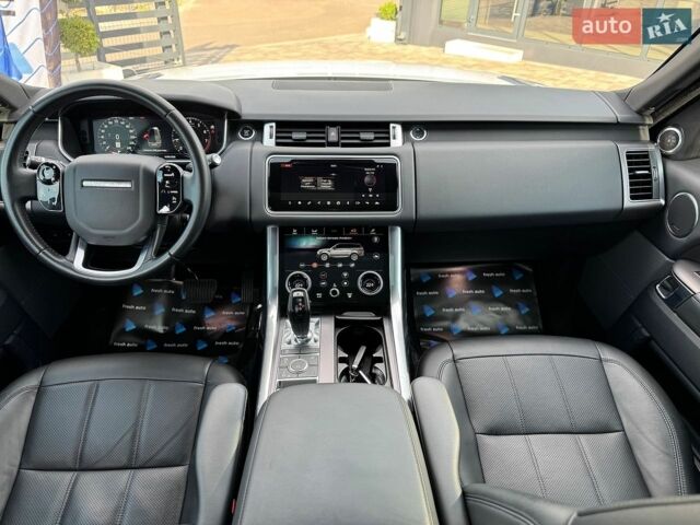 Білий Ленд Ровер Range Rover Sport, об'ємом двигуна 3 л та пробігом 154 тис. км за 32900 $, фото 3 на Automoto.ua
