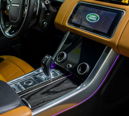 Білий Ленд Ровер Range Rover Sport, об'ємом двигуна 3 л та пробігом 59 тис. км за 71900 $, фото 95 на Automoto.ua