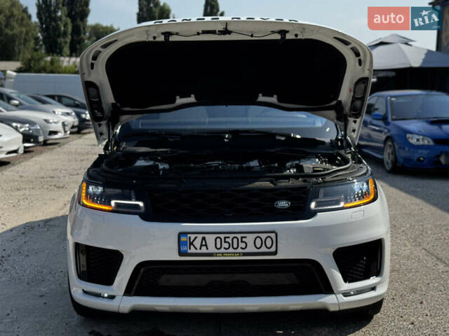 Белый Ленд Ровер Рендж Ровер Спорт, объемом двигателя 3 л и пробегом 76 тыс. км за 55000 $, фото 52 на Automoto.ua