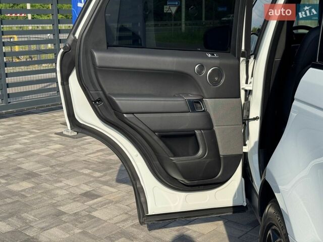 Білий Ленд Ровер Range Rover Sport, об'ємом двигуна 3 л та пробігом 154 тис. км за 32900 $, фото 27 на Automoto.ua