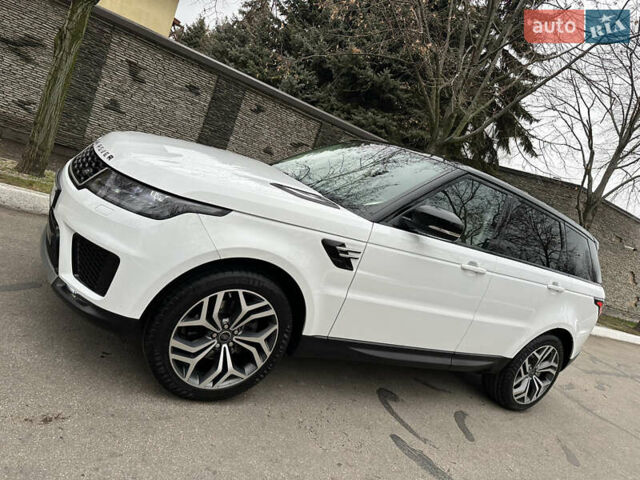 Белый Ленд Ровер Рендж Ровер Спорт, объемом двигателя 2.99 л и пробегом 114 тыс. км за 53900 $, фото 4 на Automoto.ua