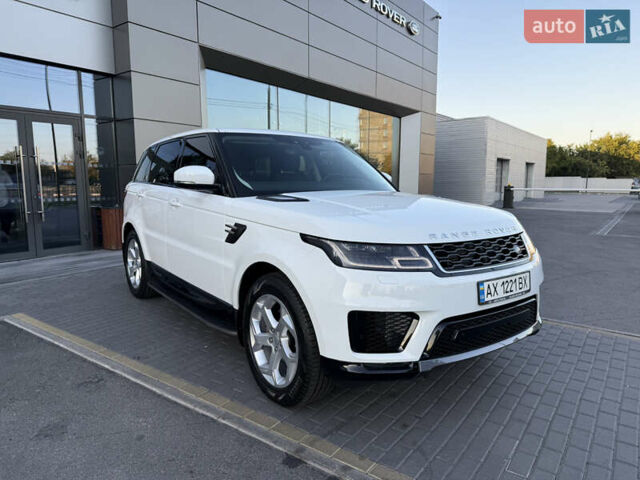 Белый Ленд Ровер Рендж Ровер Спорт, объемом двигателя 2.99 л и пробегом 32 тыс. км за 61900 $, фото 2 на Automoto.ua