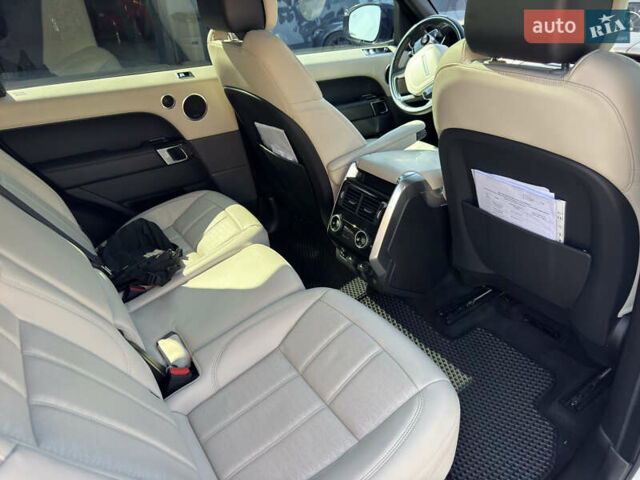 Белый Ленд Ровер Рендж Ровер Спорт, объемом двигателя 3 л и пробегом 76 тыс. км за 55000 $, фото 43 на Automoto.ua
