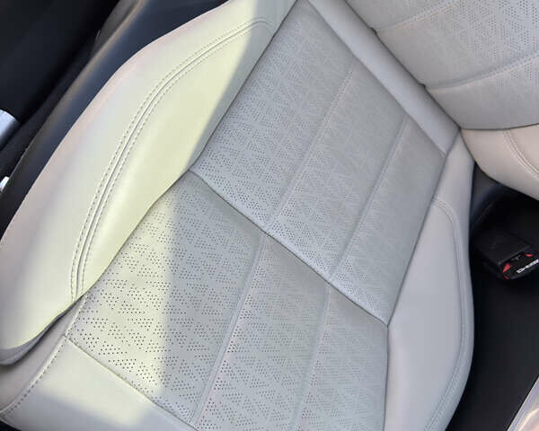 Белый Ленд Ровер Рендж Ровер Спорт, объемом двигателя 3 л и пробегом 76 тыс. км за 55000 $, фото 50 на Automoto.ua