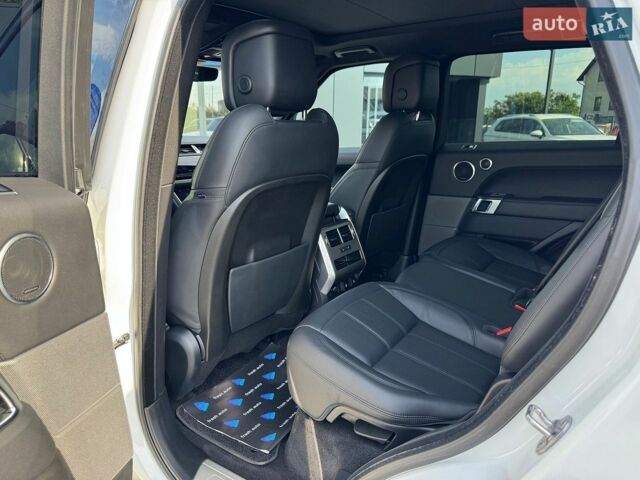 Білий Ленд Ровер Range Rover Sport, об'ємом двигуна 3 л та пробігом 154 тис. км за 32900 $, фото 28 на Automoto.ua
