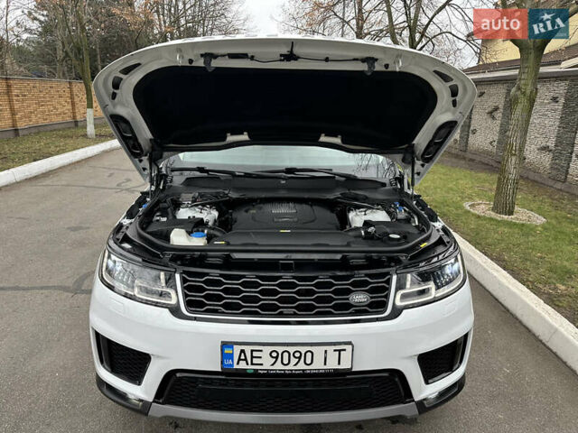 Белый Ленд Ровер Рендж Ровер Спорт, объемом двигателя 2.99 л и пробегом 114 тыс. км за 53900 $, фото 74 на Automoto.ua