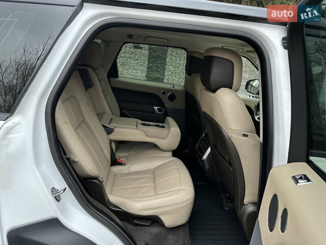 Белый Ленд Ровер Рендж Ровер Спорт, объемом двигателя 2.99 л и пробегом 114 тыс. км за 53900 $, фото 60 на Automoto.ua