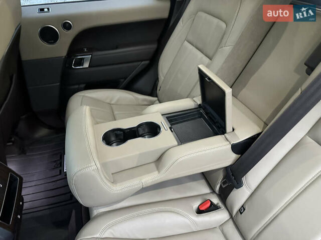 Белый Ленд Ровер Рендж Ровер Спорт, объемом двигателя 2.99 л и пробегом 133 тыс. км за 49999 $, фото 49 на Automoto.ua