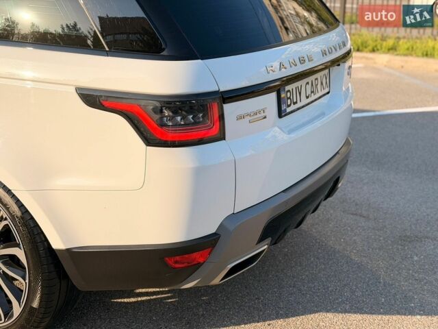 Білий Ленд Ровер Range Rover Sport, об'ємом двигуна 2.99 л та пробігом 145 тис. км за 39900 $, фото 37 на Automoto.ua