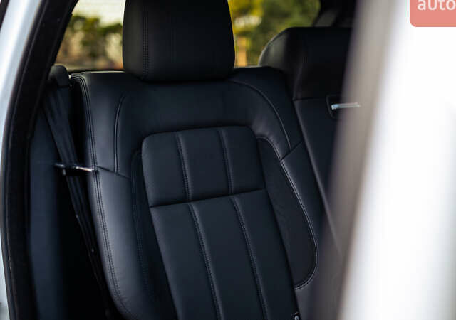 Білий Ленд Ровер Range Rover Sport, об'ємом двигуна 3 л та пробігом 130 тис. км за 45000 $, фото 63 на Automoto.ua