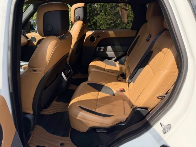 Білий Ленд Ровер Range Rover Sport, об'ємом двигуна 3 л та пробігом 69 тис. км за 63999 $, фото 20 на Automoto.ua
