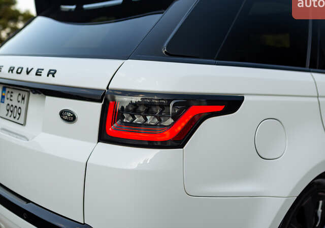 Білий Ленд Ровер Range Rover Sport, об'ємом двигуна 3 л та пробігом 130 тис. км за 45000 $, фото 18 на Automoto.ua