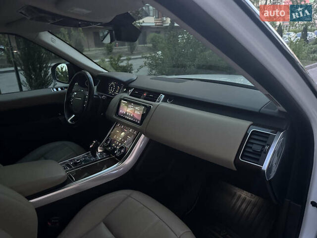 Белый Ленд Ровер Рендж Ровер Спорт, объемом двигателя 2.99 л и пробегом 115 тыс. км за 59900 $, фото 45 на Automoto.ua