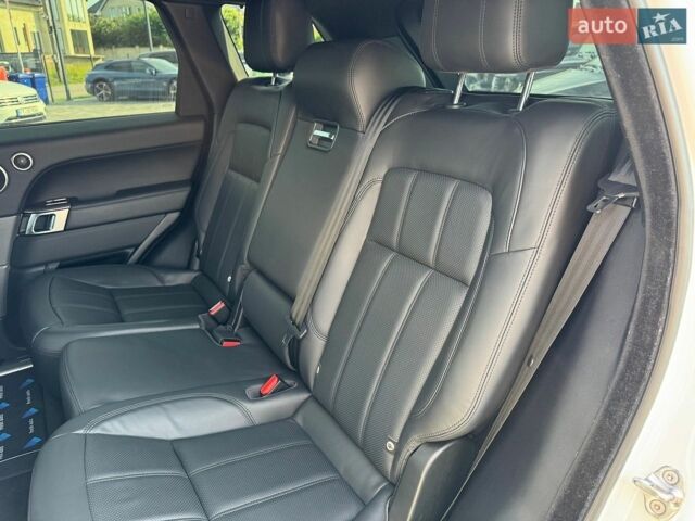 Білий Ленд Ровер Range Rover Sport, об'ємом двигуна 3 л та пробігом 154 тис. км за 32900 $, фото 29 на Automoto.ua