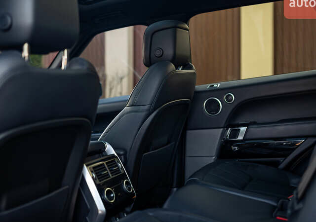 Білий Ленд Ровер Range Rover Sport, об'ємом двигуна 3 л та пробігом 130 тис. км за 45000 $, фото 54 на Automoto.ua